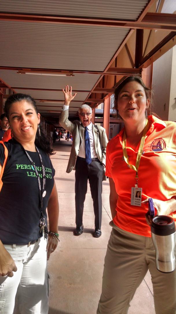 specialtechie's tweet photo. @emily3elliott  Awesome meeting a fellow #edmodo ambassador, bonus photo bomb by #marzano! #chsces @kjj2t17 http://t.co/MCtuBTQ5vz