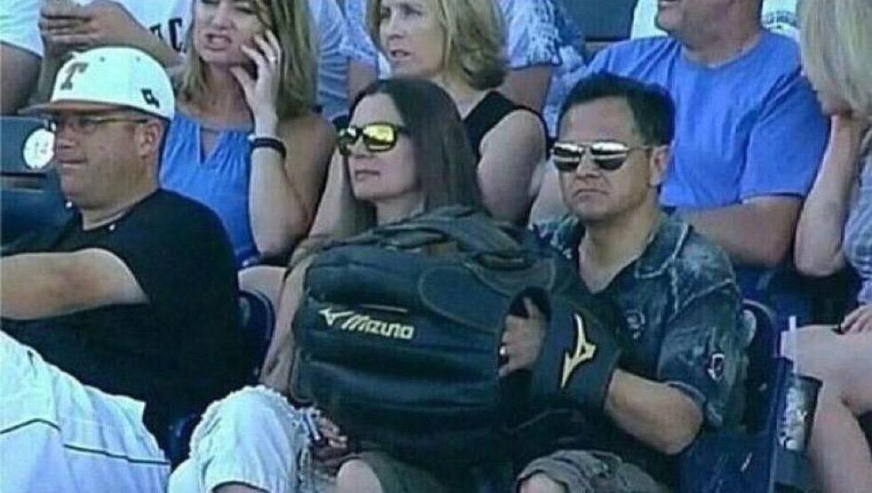 Bae: "If you catch a foul ball I'll let you smash"

Me: