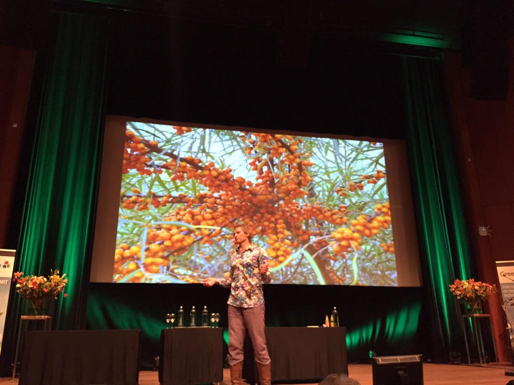 HortiBiz's tweet photo. Joseph Simcox travels the world seeking new plant species #GreenTechSummit #GreenTechRAI http://t.co/6UiK9tvP4U