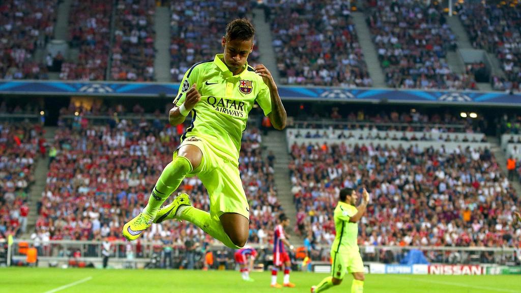 fabian_lvs's tweet photo. Moi quand j'ai compris que Dani Alves allait rester chez nous au Barca #Alves2017 #AlvesSeQueda http://t.co/WeLErHWbRk