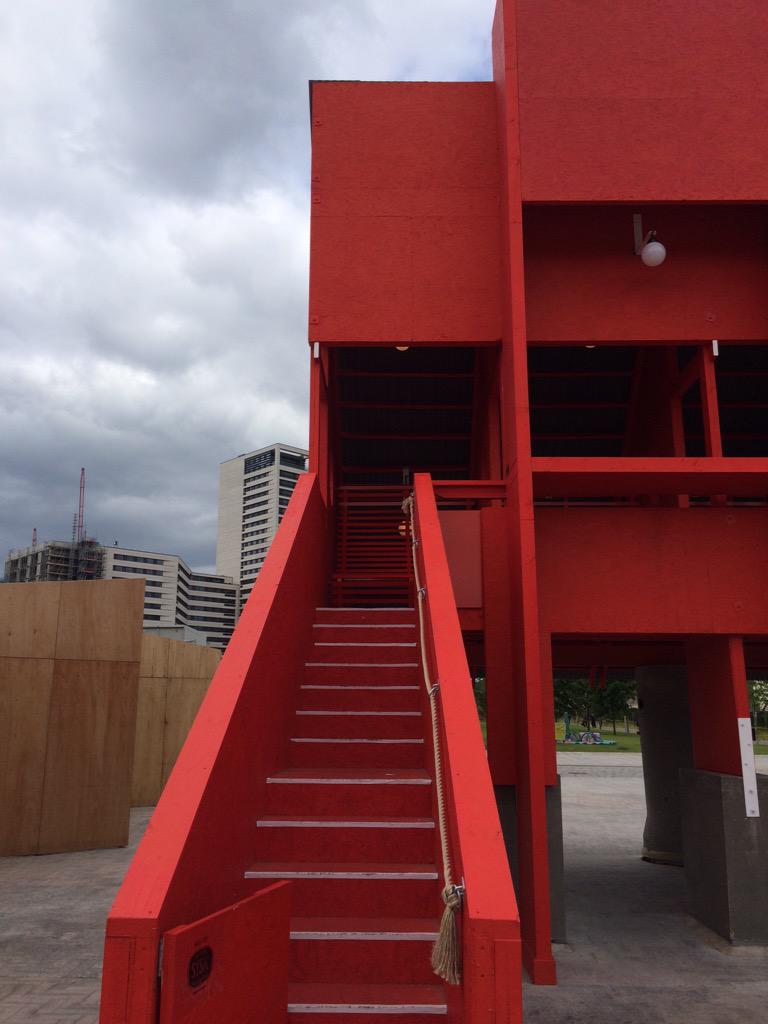 bsbgroup_'s tweet photo. Red Pavilion @LFArchitecture @kingscrossN1C by @taka_architects @ClancyAndrew #SteveLarkin #LFA2015 #architecture http://t.co/Y6IEYlqvMf