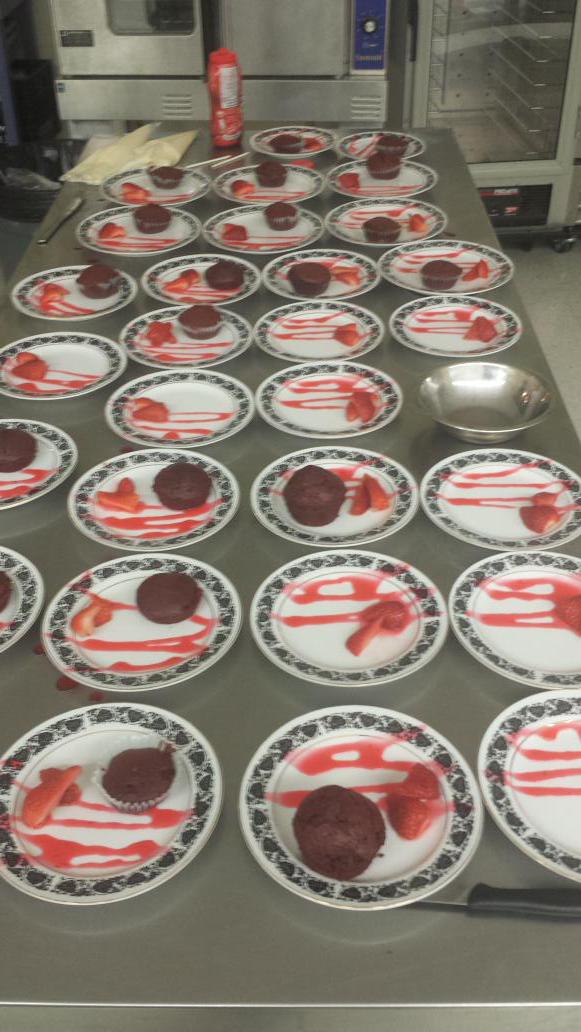 STANDKNIGHTS's tweet photo. Finals in foods. http://t.co/qNCB2mBlBL