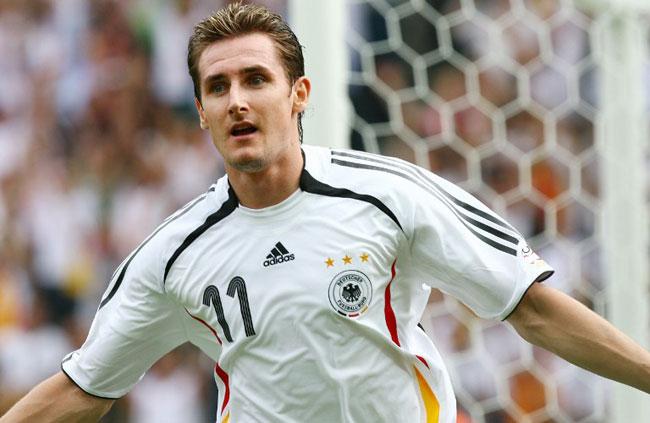 Happy birthday Miro Klose! You\ve achieved most everything now go and get Liam Neeson to play you in your movie! 