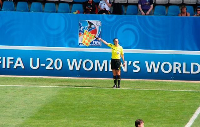 rfef's tweet photo. Yolanda Parga representará al arbitraje español en el Mundial de Canadá http://t.co/7qC2WstPt6 http://t.co/gXHTRcSESZ
