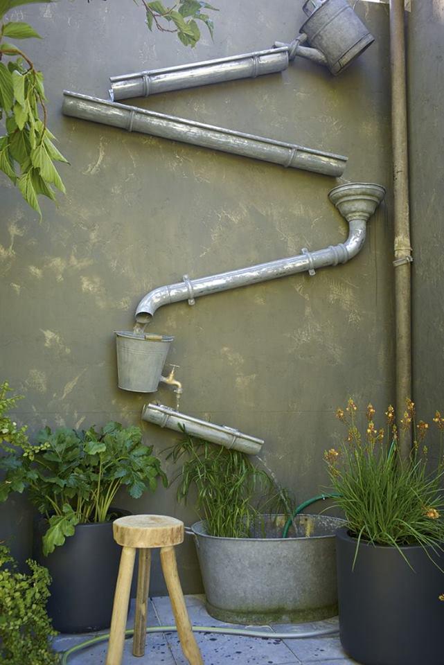 DialloAziz5's tweet photo. Quand un #plombier jardine, ça donne ça... :) ;)
#recuperateurdeau #ecologie http://t.co/i14VdLmubB