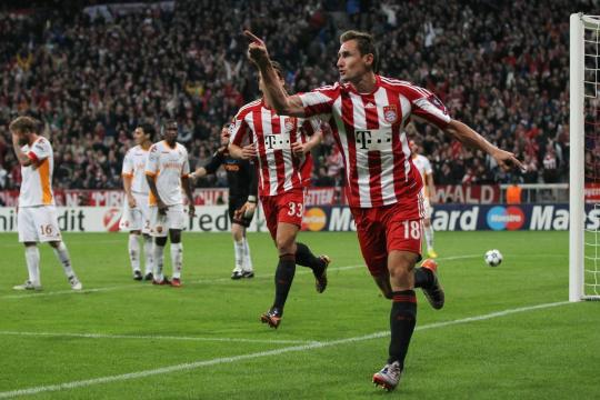 HAPPY BIRTHDAY MIROSLAV Eine wird 37! ALLES GUTE! 