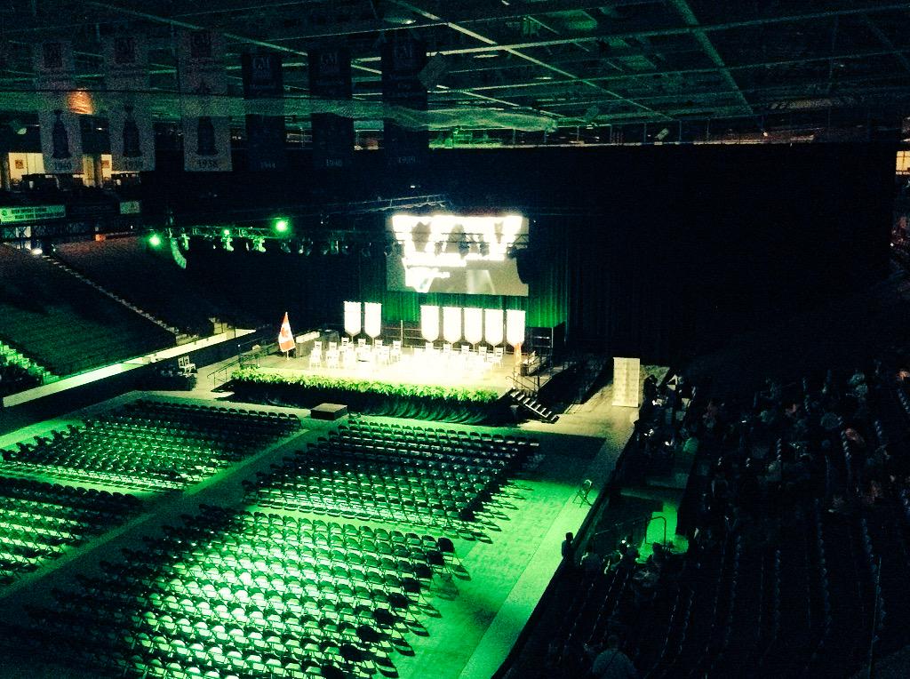 dcadrianax's tweet photo. Congratulations to all our #DCgrad2015! #SpringConvocation #ExperienceDC http://t.co/4Ct9h9b6tl
