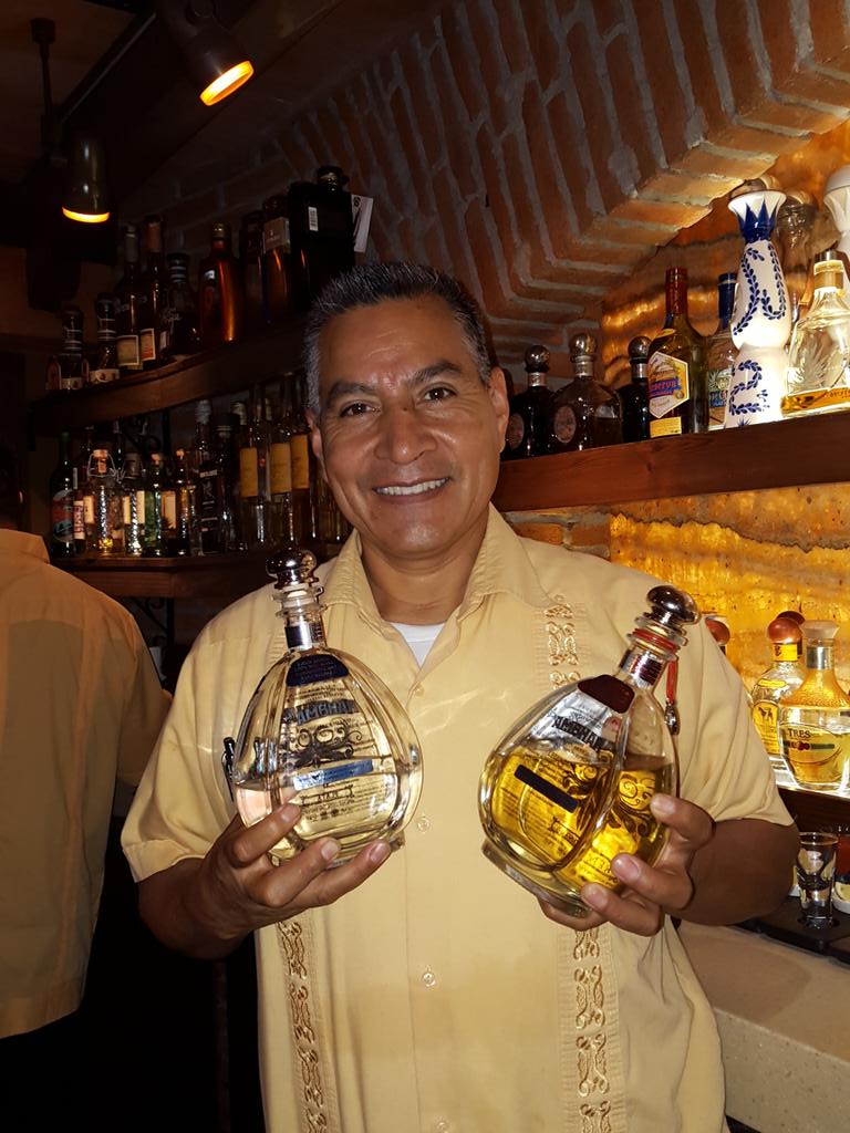 senoritalacava's tweet photo. How is your @AmbharTequila fixing today? @pepelopez64 #TequilaTuesday #PepesFanClub http://t.co/Irrie4DyCz