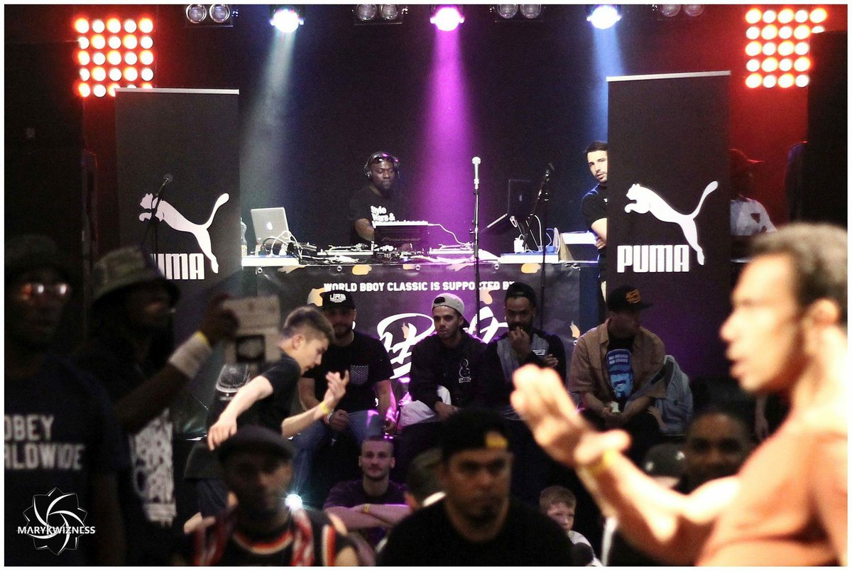 wearecapbeast's tweet image. DJ booth repping @wearecapbeast at the #WorldBBoyClassic @bboyclassics

#BBoy #ProDanceTv