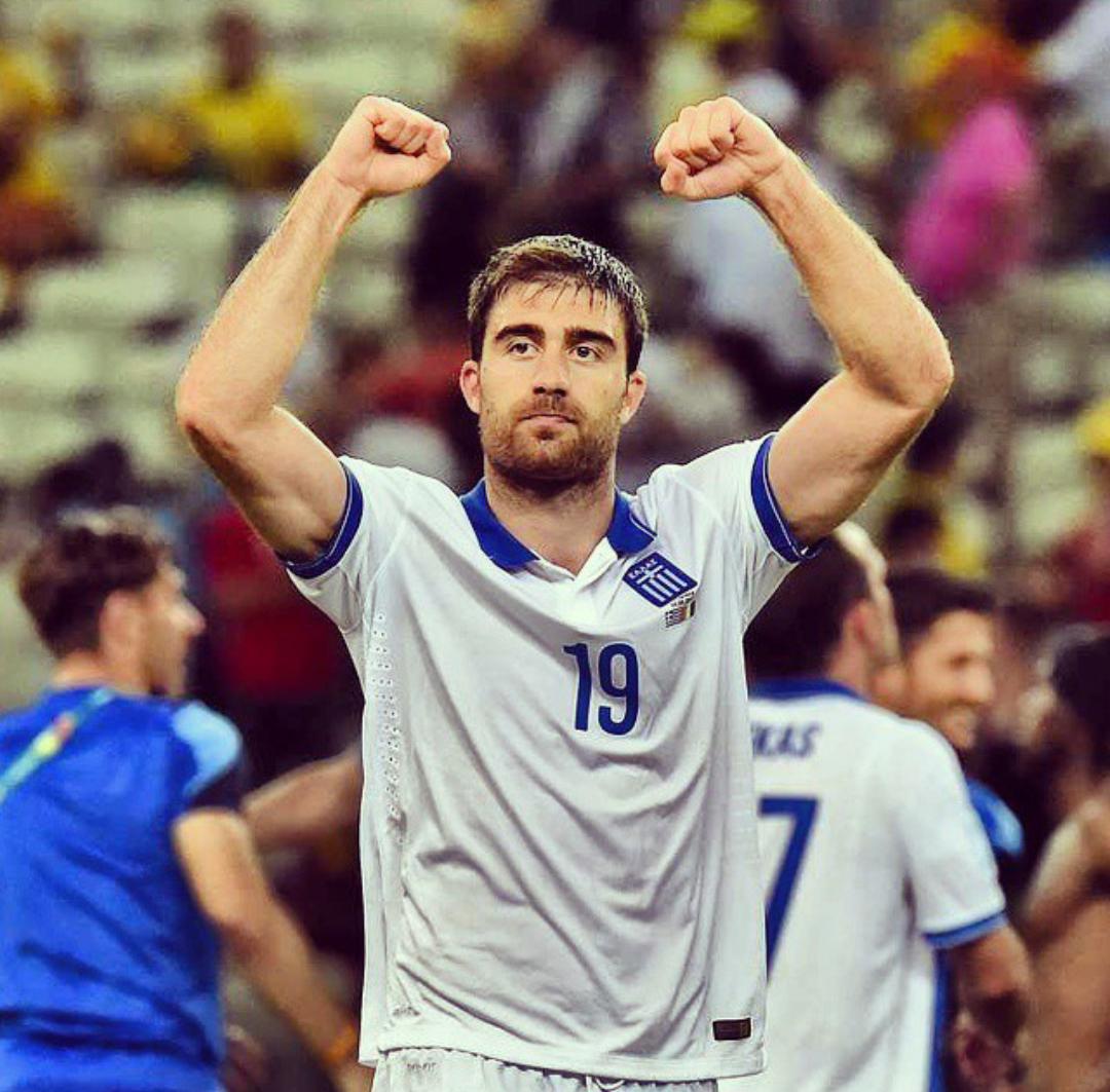 Happy birthday to the Greek and Dortmund rock Sokratis Papastathopoulos!  