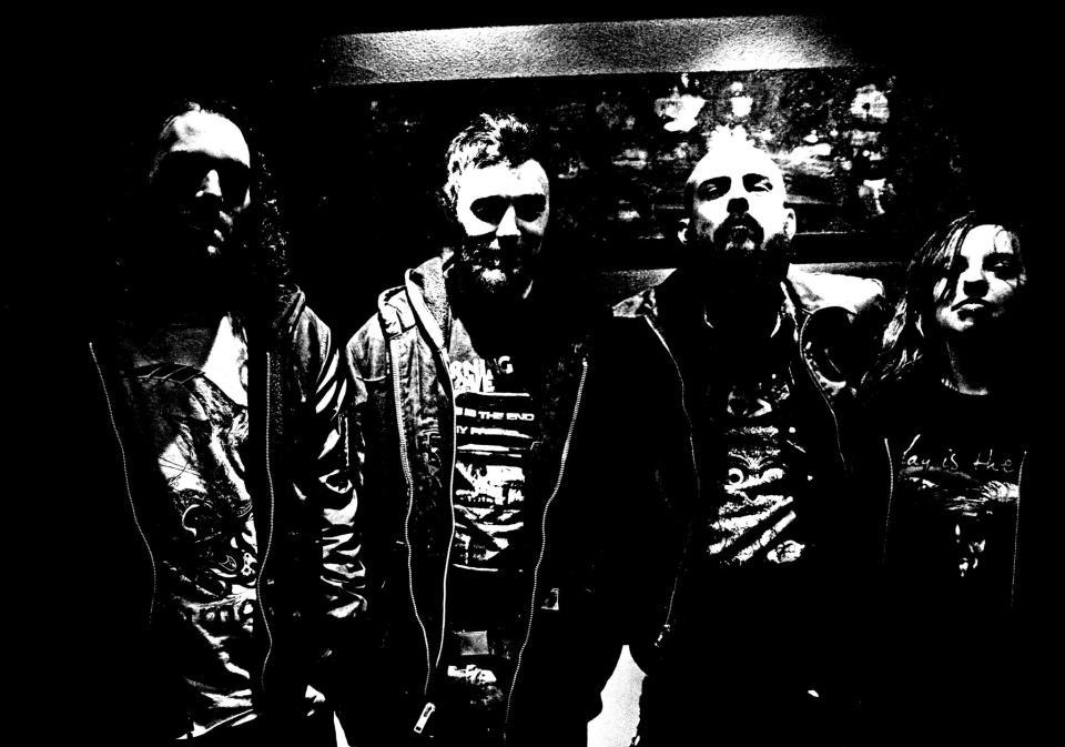 ToneMSN's tweet photo. Tonight: @EnablerMKE, @meekismurder, @Poneytheband at @dflylounge; Day Creeper at Mickey's. http://t.co/DvrwiWWhV6 http://t.co/1aVAp2HYMH
