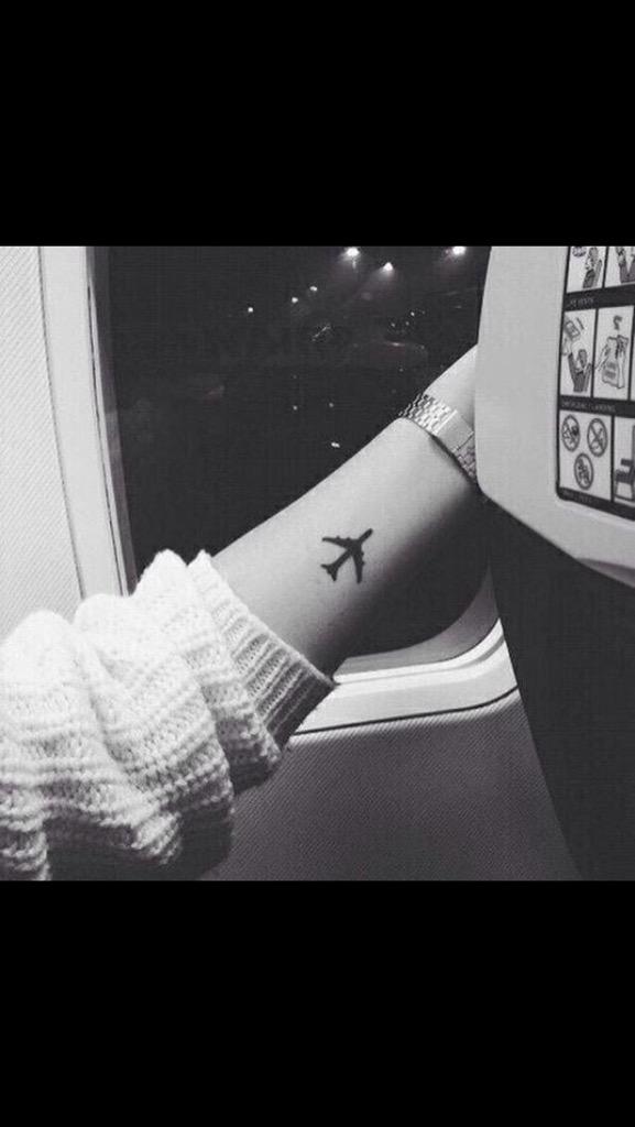 LiveForTattoos's tweet image. 