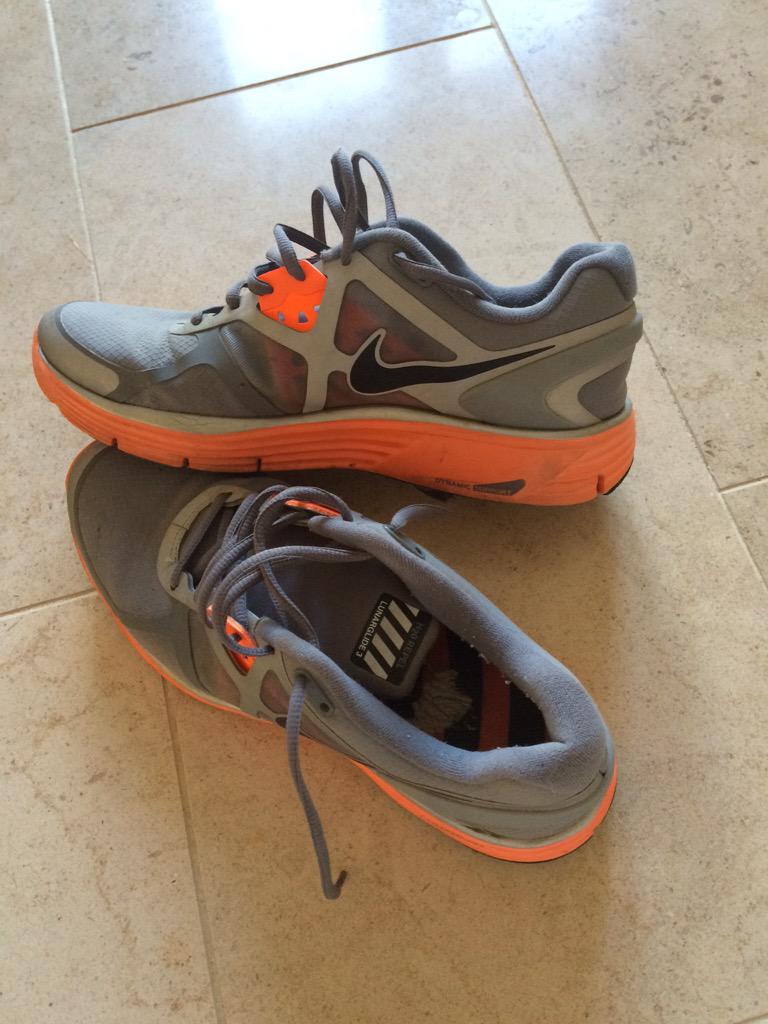 MickCoppock's tweet image. Right, that's work done.
Time to get these bad boys on and hit the road for a few miles.
#nikerunning #iwasrunning
