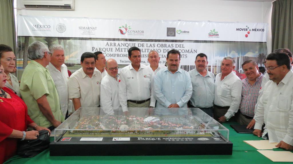 CONAFOR's tweet photo. Lee #ComunicadoCONAFOR: Inauguran trabajos del Parque Metropolitano de Tecomán #Colima http://t.co/vhvEgKDn3C http://t.co/9aS1PMvUD3