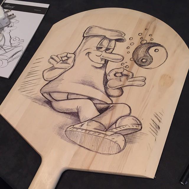 MellowDESTIN's tweet photo. Is there anyone #indestin who digs our pizza peel? @BeachcomberFL #mellowlife #destin #pizza http://t.co/VPqJAxr9aS