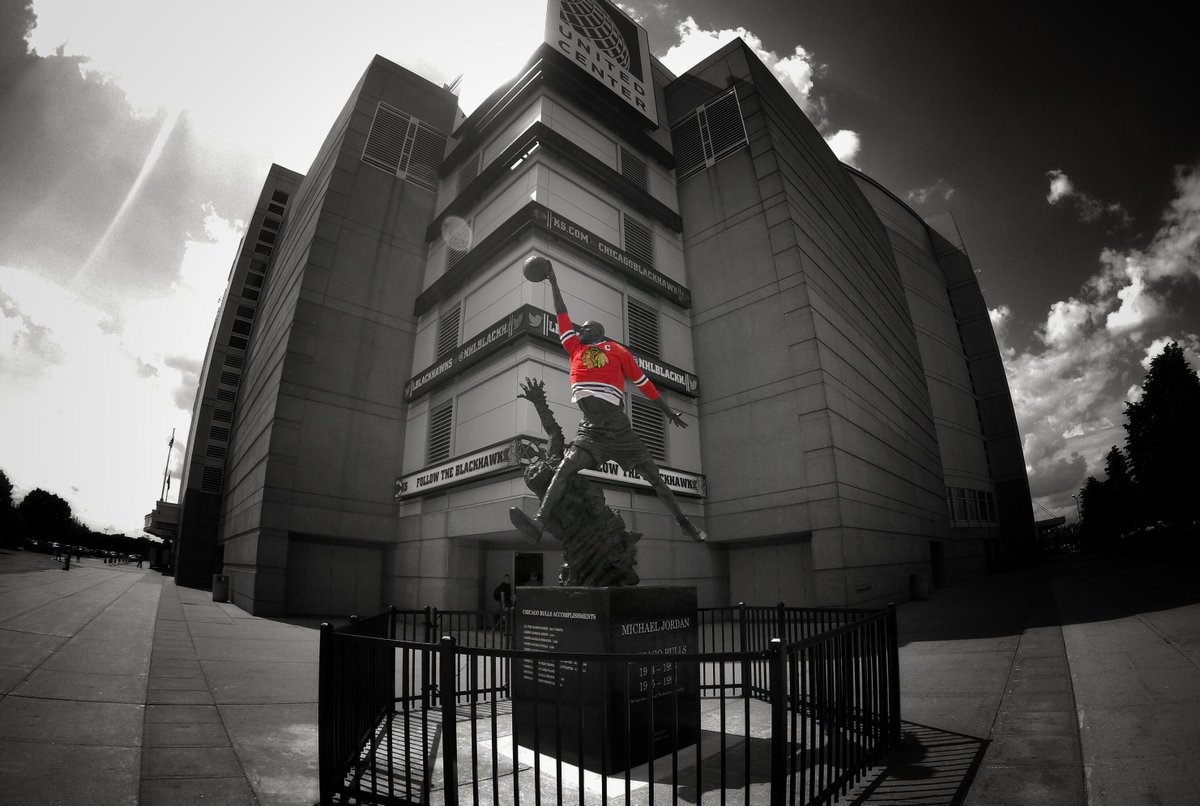 NHL's tweet photo. Air Toews. #StanleyCup (Via @GoPro) http://t.co/eRx4dPDu8m