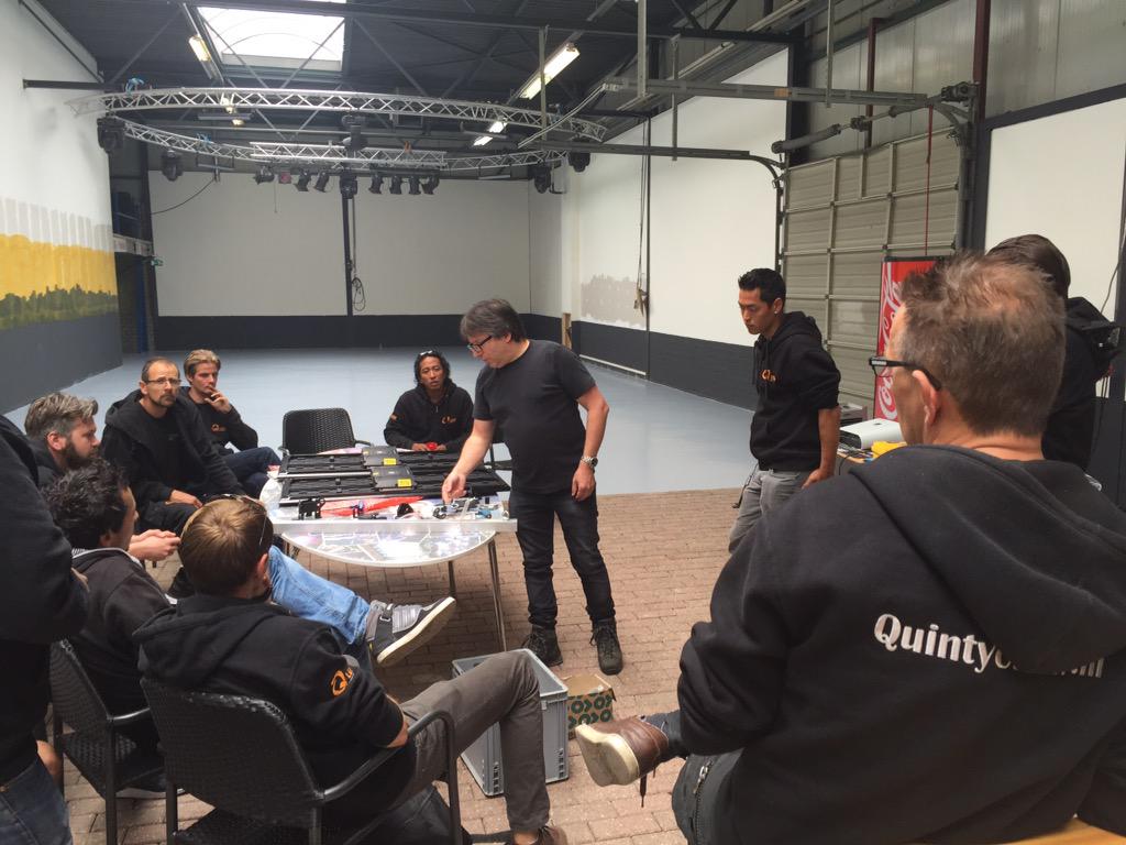 QLED_BV's tweet image. Today training day! Some new led and new technical info #qcschool #qled #pixelscreen.eu