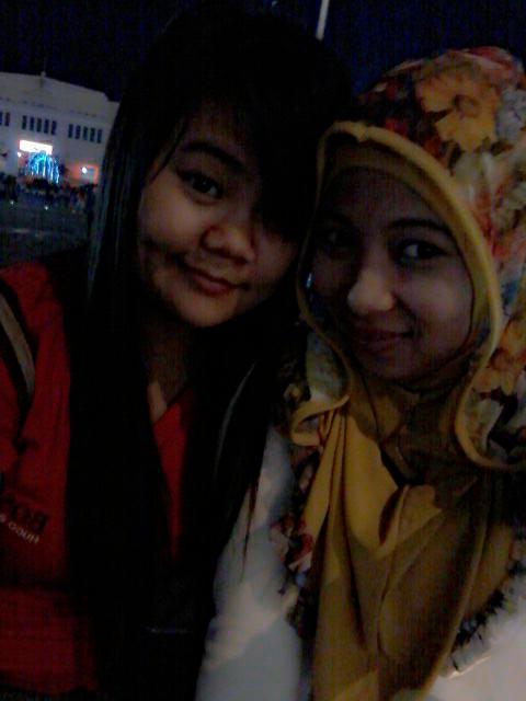 putrialbara's tweet image. Lelahh