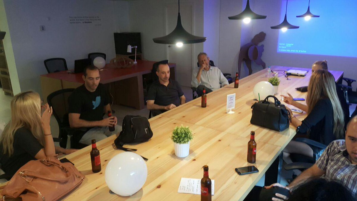 Smash_Tech's tweet image. El #Networking también es muy importante en los ST Meet! #SmashTech