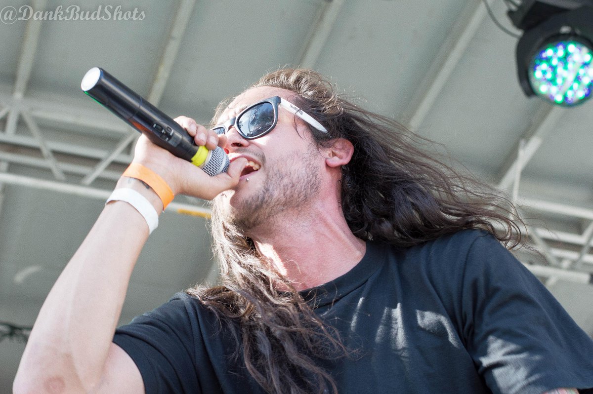 DankBudShots's tweet photo. @ChefNugs you said get some dope shots of the homie! @ScottyTheKid in the zone @The710Fest ! #dankbudshots #710fest http://t.co/GQ17GHGObQ