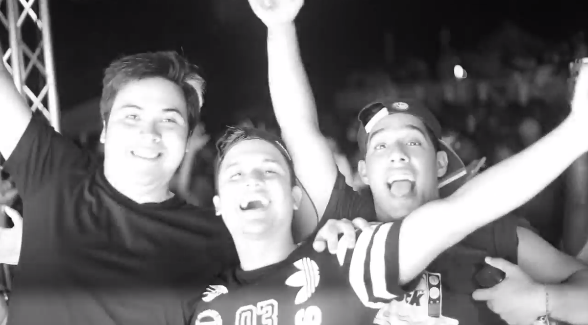 VicioNightlife's tweet photo. @VicioNightlife 16 de Mayo #LaChorrera #QUEDAMOSENVICIO le dejamos el link del Aftermovie! 

https://t.co/tx5otJCN1I http://t.co/JwJ0nTHqH5