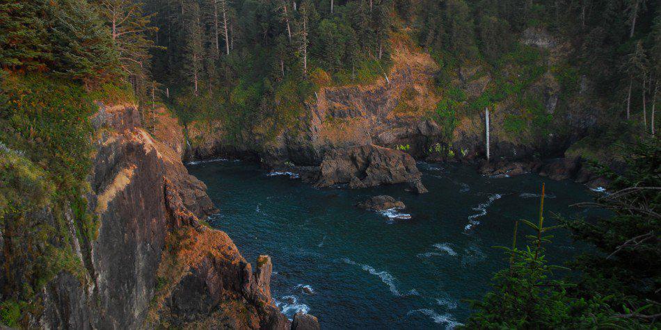 gerbergear's tweet photo. Time to get #outtarange. 5 Overlooked hikes on the Northern Oregon Coast http://t.co/7vMRl5TymS http://t.co/13y994fapL