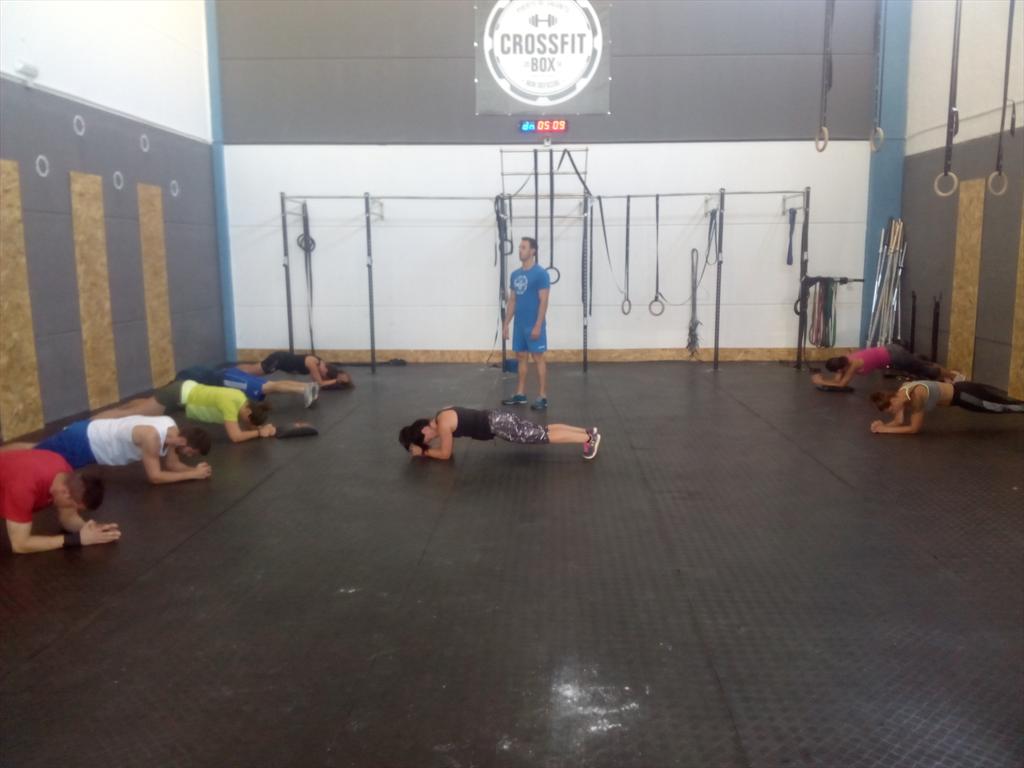 CrossFitPSagunt's tweet photo. Siempre a tope!! http://t.co/J8Lkr1ZBFF