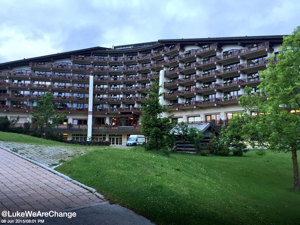 Lukewearechange's tweet photo. Pic of the elite #Bilderberg confab that looks exactly where evil villains would have a secret meeting lol http://t.co/fFqFJVHNT2