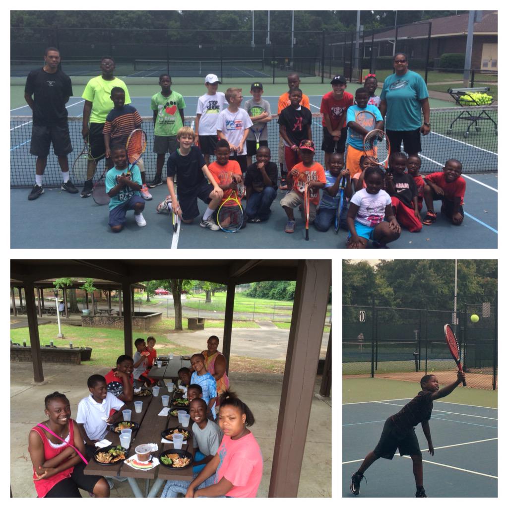 OConnorTennis's tweet image. Thank you @TazikisMonty @Tazikis for donating food to our Triple Threat Tennis community outreach program. #delicious