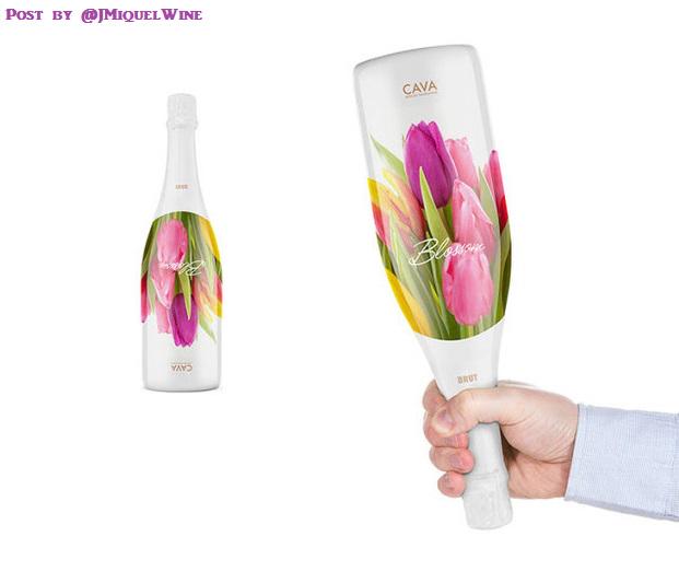Flower Bouquet #Wine Bottle
Awesome Label Design by packdesign.com/blossom-cava-s…
<a href="/winewankers/">The Wine Wankers 🍾🤛🎉🥂</a> 🍷🌷🌷🍸 Show ur #love w/ Cava !
