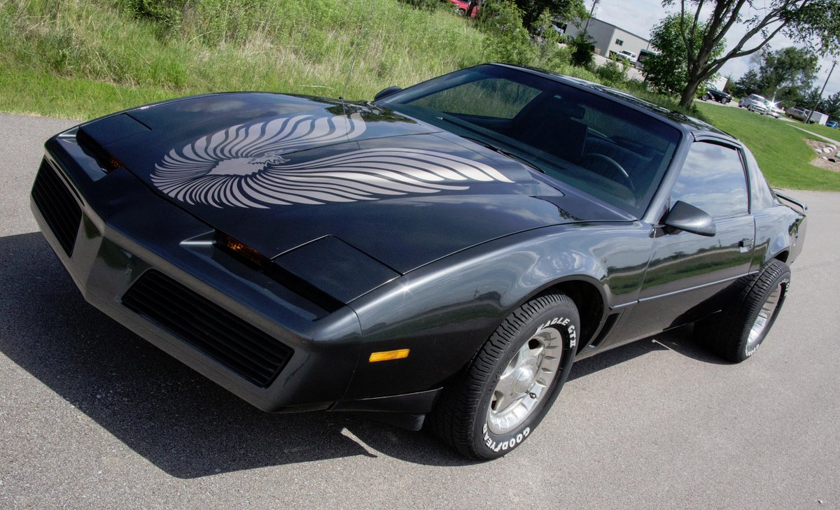 '83 #Firebird For Sale! #Pontiac restoreamusclecar.com/vehicles/view_…