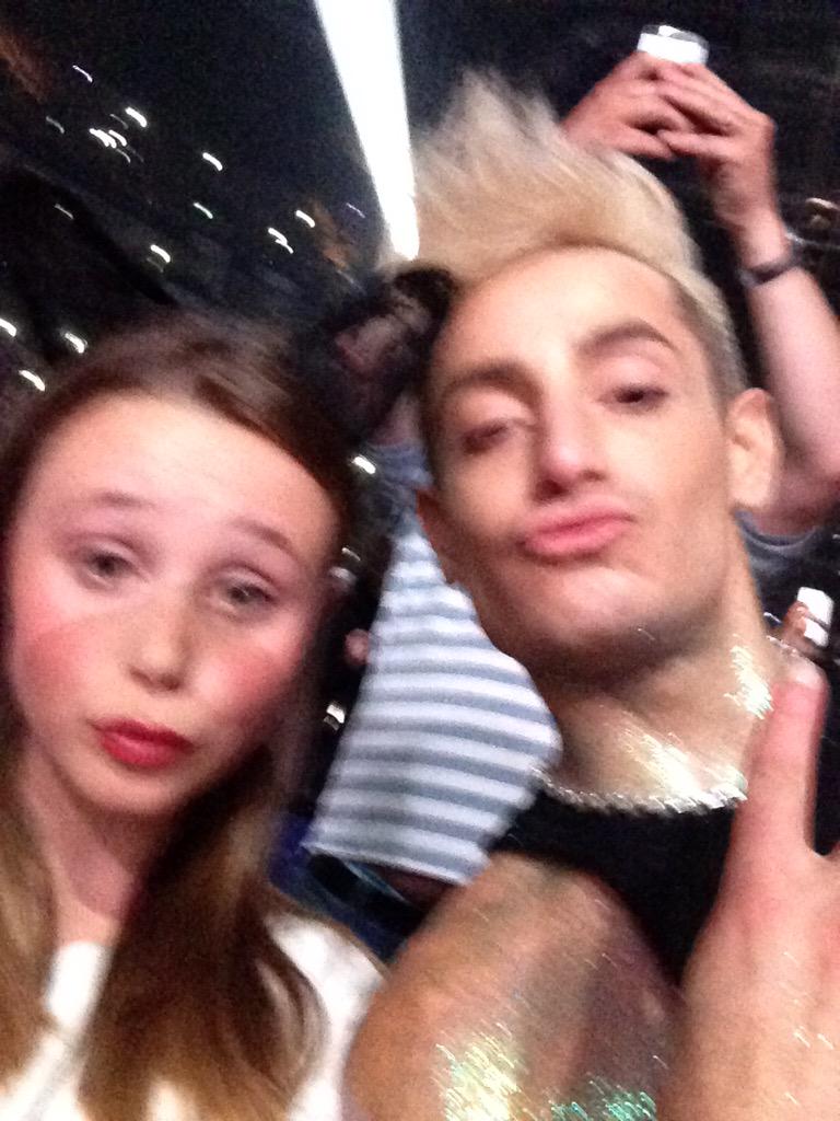 LGouck's tweet photo. Scooch-a-mooch @ArianaGrande my daughter is a fan of ur mum and brother now! They danced with her and took selfies! http://t.co/Ha1DxOtov1