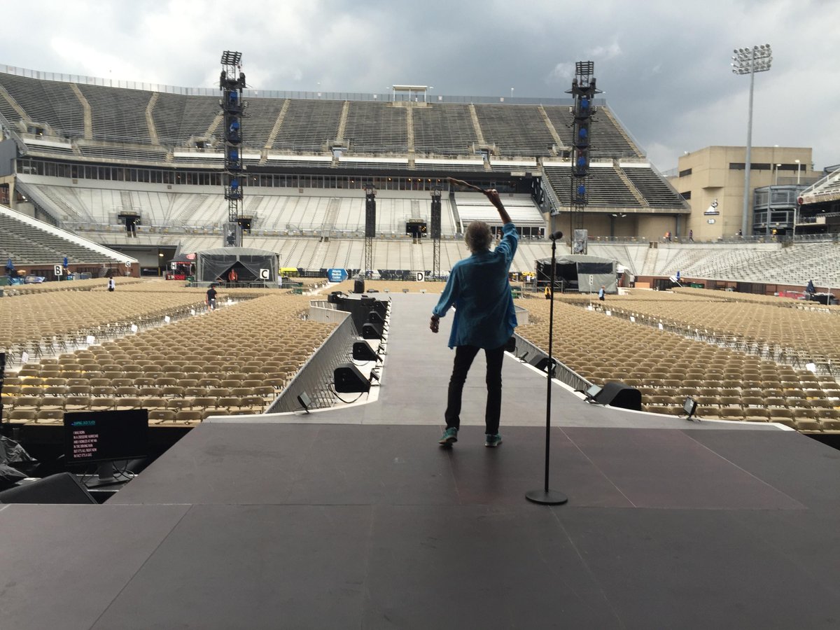 officialKeef's tweet image. Bobby Dodd Stadium at Georgia Tech #StonesAtlanta #StonesZip