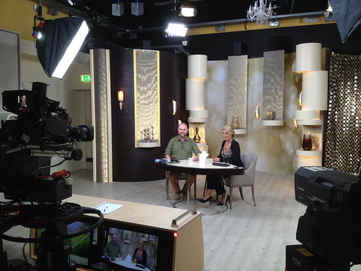 GemAdventurer's tweet photo. Another great gem adventure on QVC Germany last Wednesday with the mighty Marropino Morganite http://t.co/O9zAQMPOsf. http://t.co/ym5vJKybja