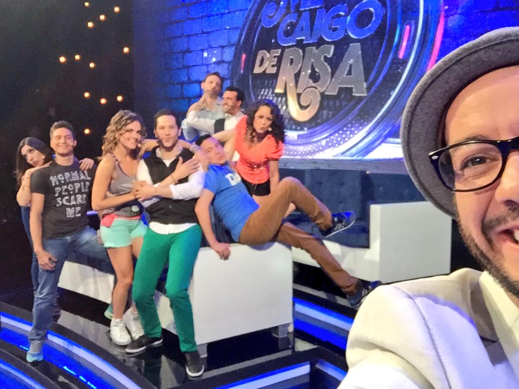Y aquí su FOTO DISFUNCIONAL DE HOY #MeRioDe <a href="/MeCaigoDeRisa/">Me Caigo De Risa</a> .. Con <a href="/christiancha/">Christian Chavez</a>