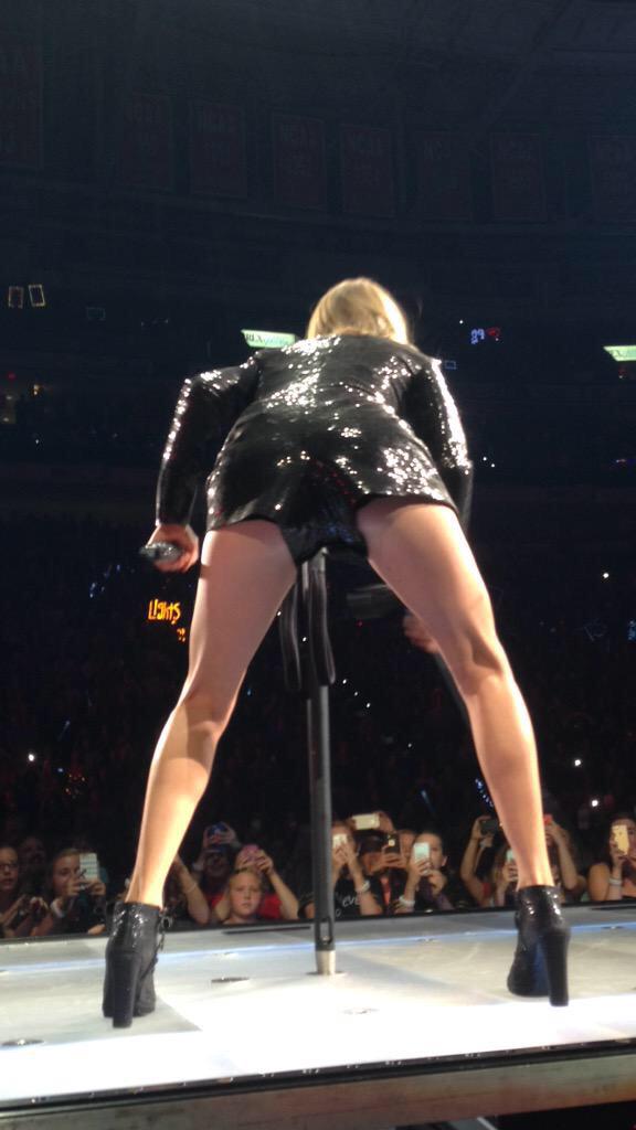 beyourswift's tweet photo. we have all been blessed http://t.co/sY3x7Bpzo7