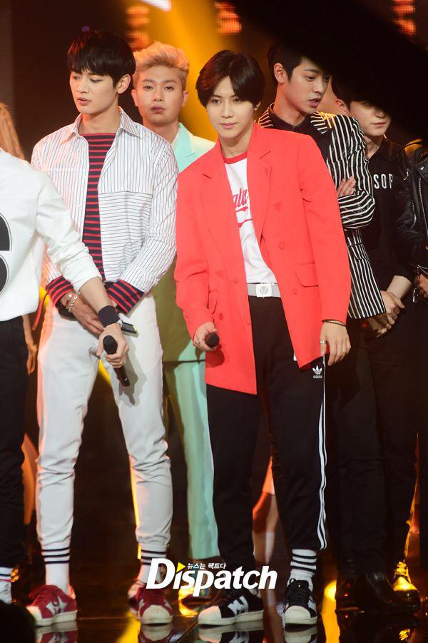 JustTwoMin's tweet photo. ทูมินน่ารักอะ >/////< #2min #2민 #SHINeeView9thWin http://t.co/P6GdVJz4kv