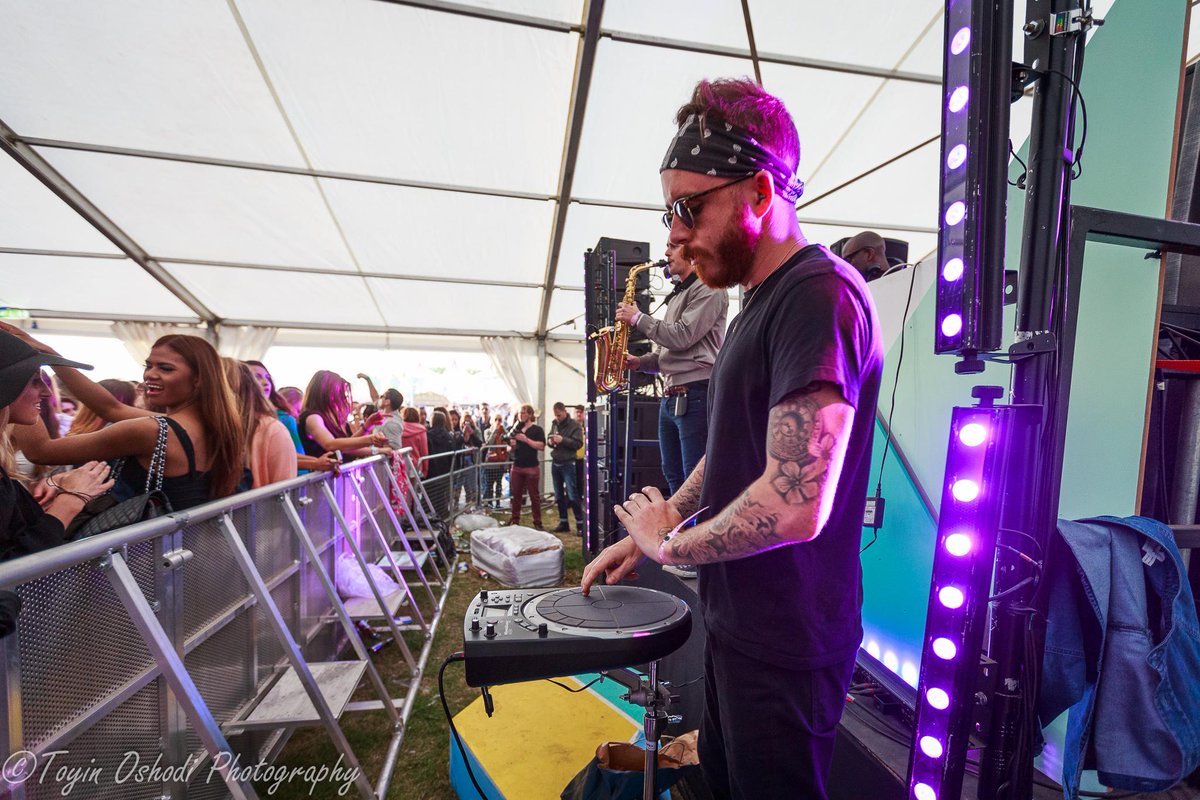 slimshodi's tweet photo. My fave shots taken @wearefstvl @Mixmag @DJmag #fstvl2015 #housemusic #deephouse @LoveJuiceUK @iambongoben http://t.co/gvEWWxLmcw