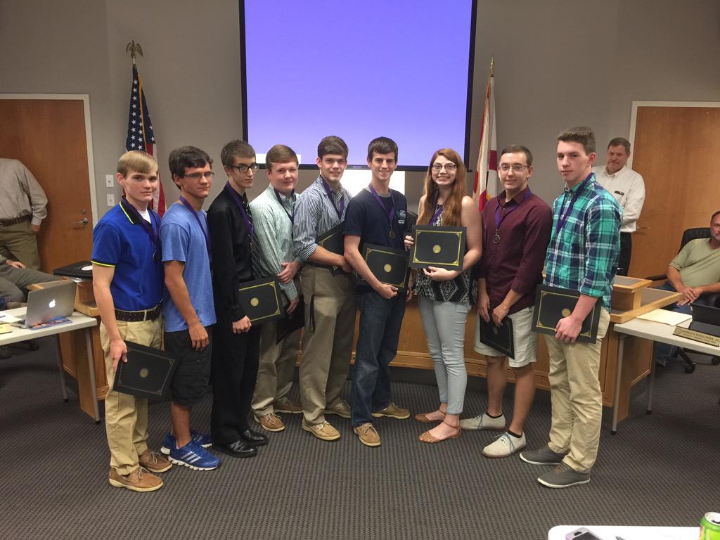 LCSforKids's tweet image. LCS 30+ Club ((Scored 30 or better on ACT).