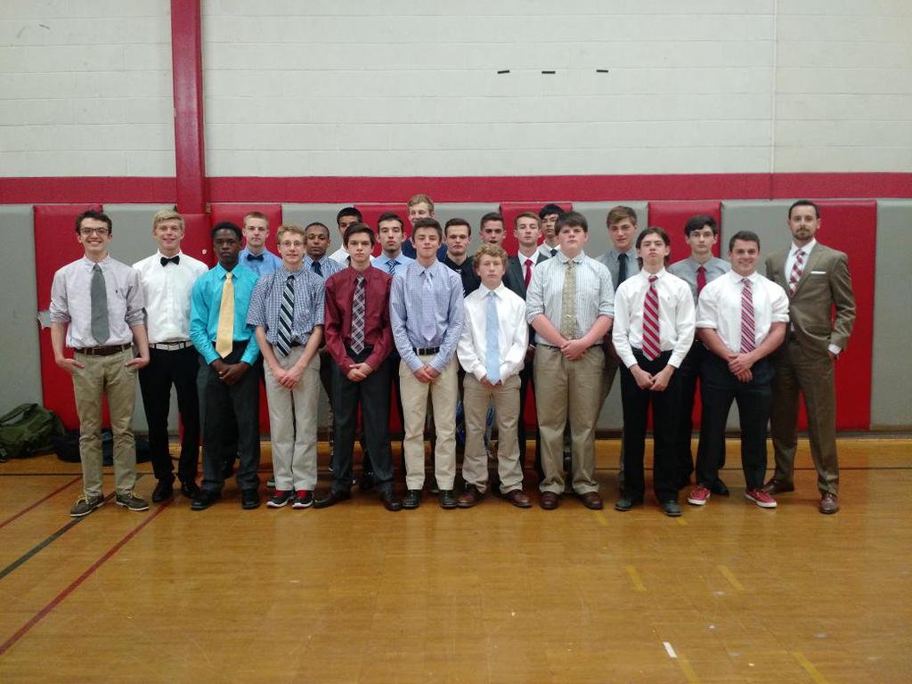 ELHS_ELXC's tweet photo. @mmsanders20 heres one from your favorite track team in wmass! http://t.co/HL8hixOx5T