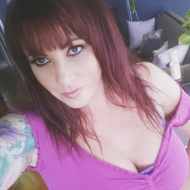 Me today.   (Makeup by Cammy) http://t.co/tJCT5txMZP<a href="/tag/palmtrees"class="tags"><span>#palmtrees</span></a><a href="/tag/beverlyhills"class="tags"><span>#beverlyhills</span></a><a href="/tag/6am"class="tags"><span>#6am</span></a>