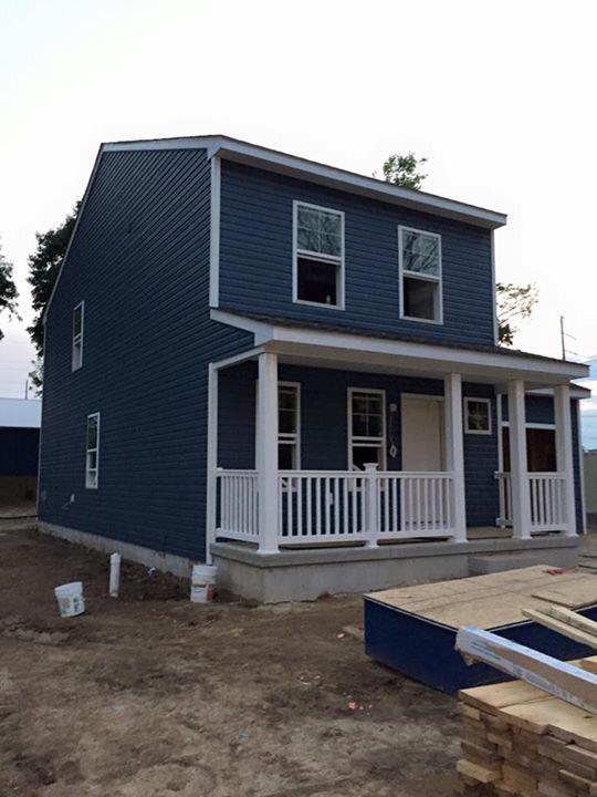 End of day #2 for the <a href="/CDHabitat/">CDHabitat</a> #blitzbuild home! Great day working alongside homeowner Stephen Walker! #netde