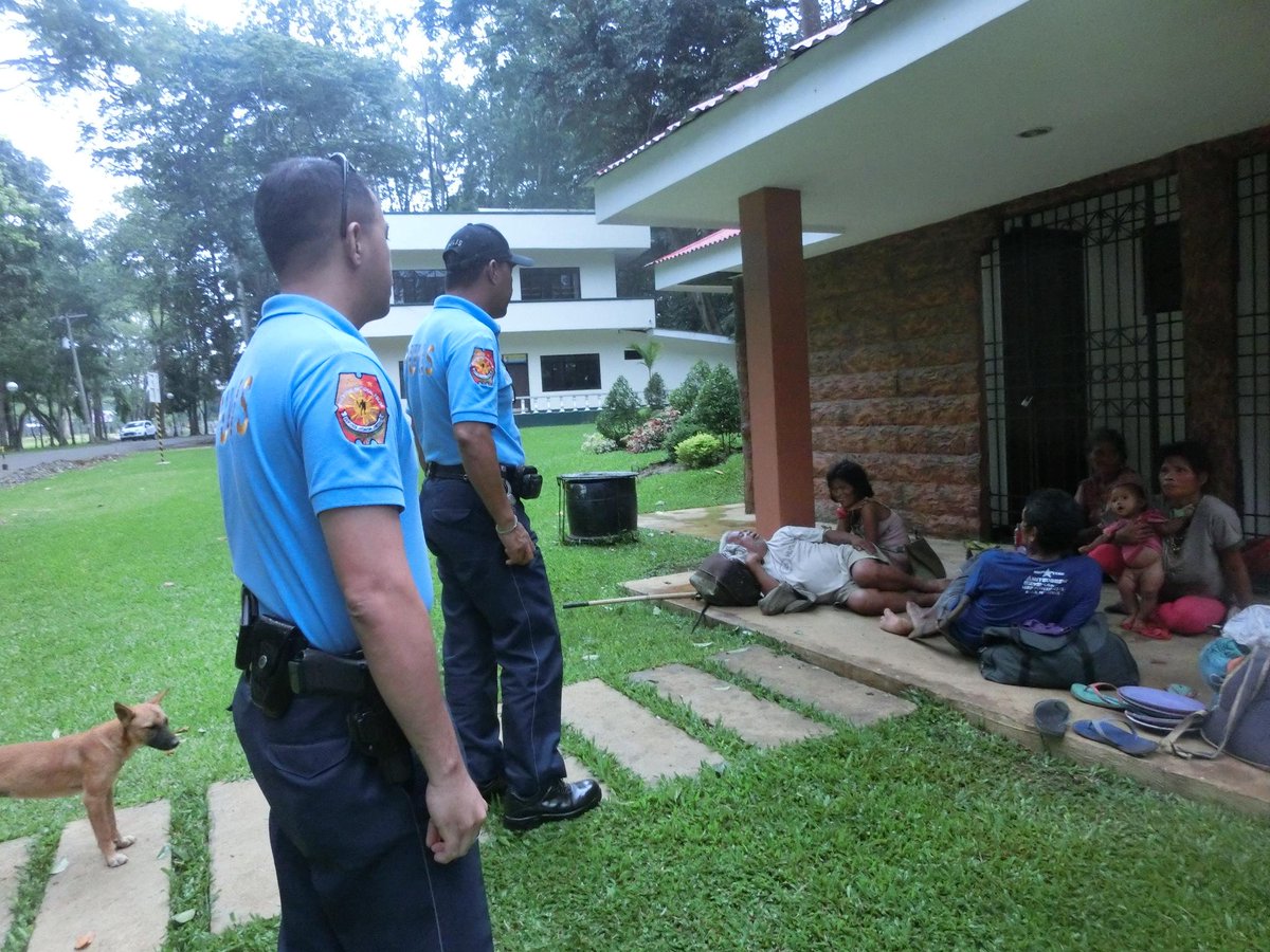 malaybalaycps's tweet photo. @Bukppo_PD @BUKPPO_PCR Temp Settlement of displaced IP members @ Capitol Grounds, MC? http://t.co/BIeQxNaMTW