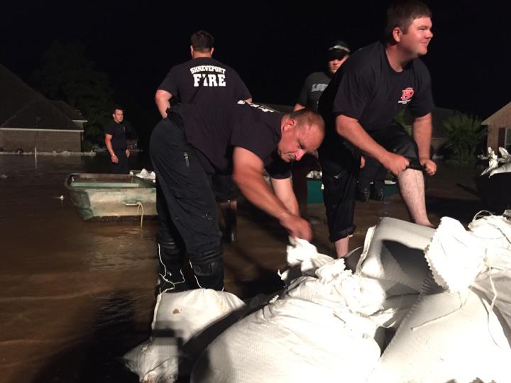 Happening now: Shreveport Fire brought another 500 sandbags to Les Maisons after water breached one of the walls
