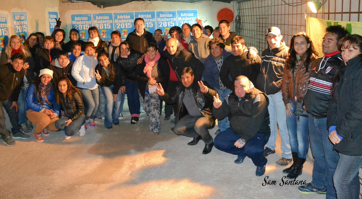 SamSantana03's tweet photo. Inauguración de Unidad Básica en Barrio Constitucion #TRELEW  #SeguimosSumando #MadernaySuEquipoDeCampañaNoParan http://t.co/agjEJyGzUe