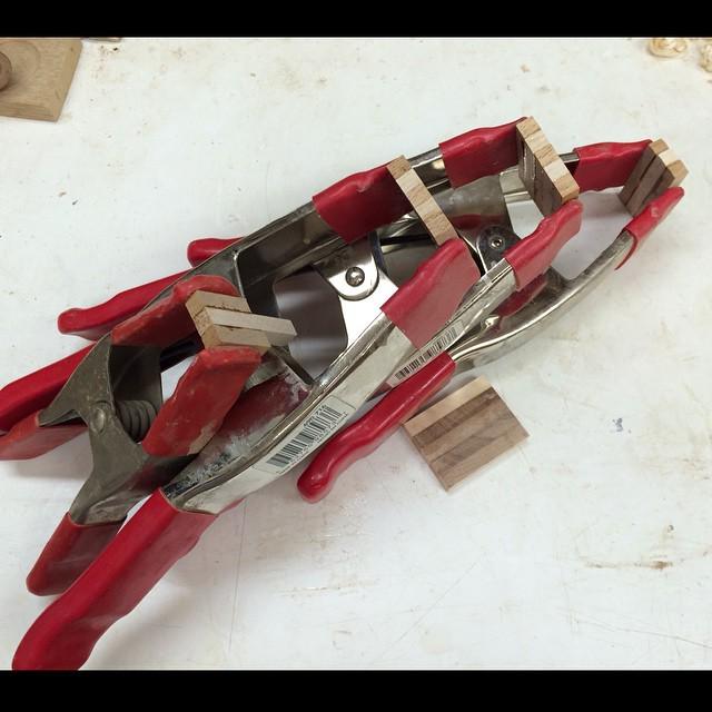 OnlyCarrera's tweet image. Next I glue up the layers separately. @chopaloo #Porsche #Porsche911 #shiftknobs #wood #woodshop #woodturner #woodt…