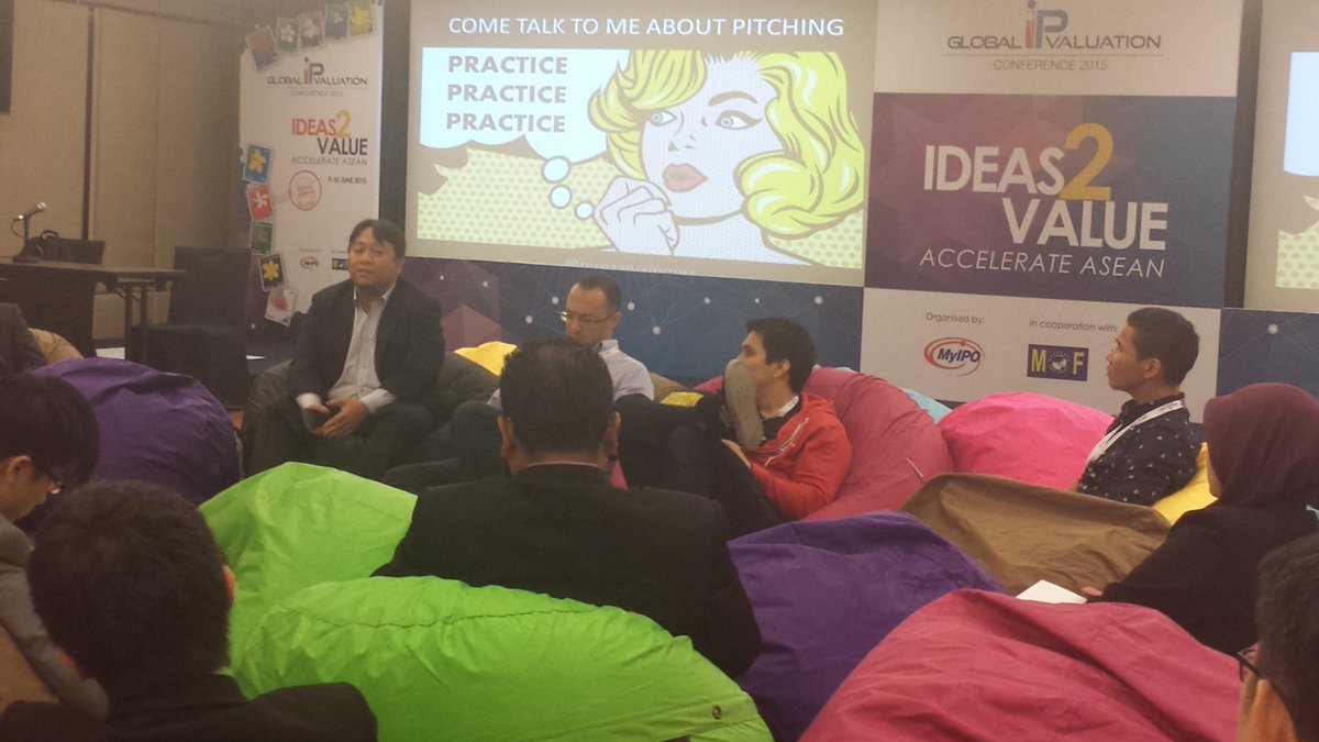 dulcelada's tweet photo. Learning new stuff from the VCs point of view on funding startups. @mrozansonmez @JVinnyHall #gipvc2015 #startupip http://t.co/s6Iv8lD7Vz