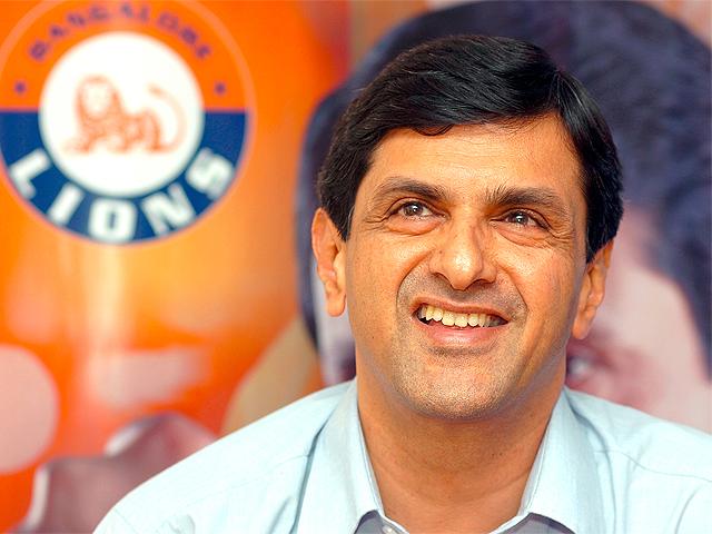 Happy Birthday, Prakash Padukone! Badminton would never have been the same in the country without you! :) 
