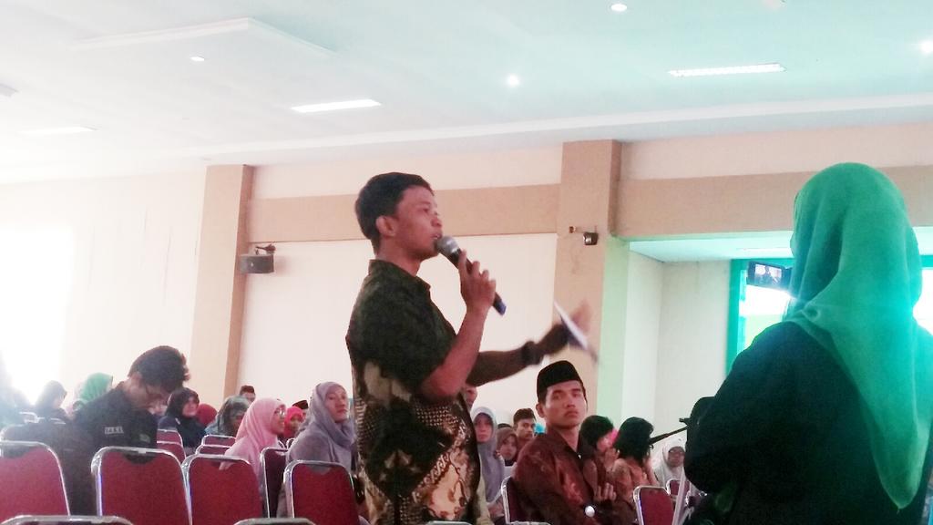 Antusiasme peserta; guru dan mahasiswa di Seminar Pendidikan Menuju Generasi Kreatif &amp; Produktif #MenolakGaptek