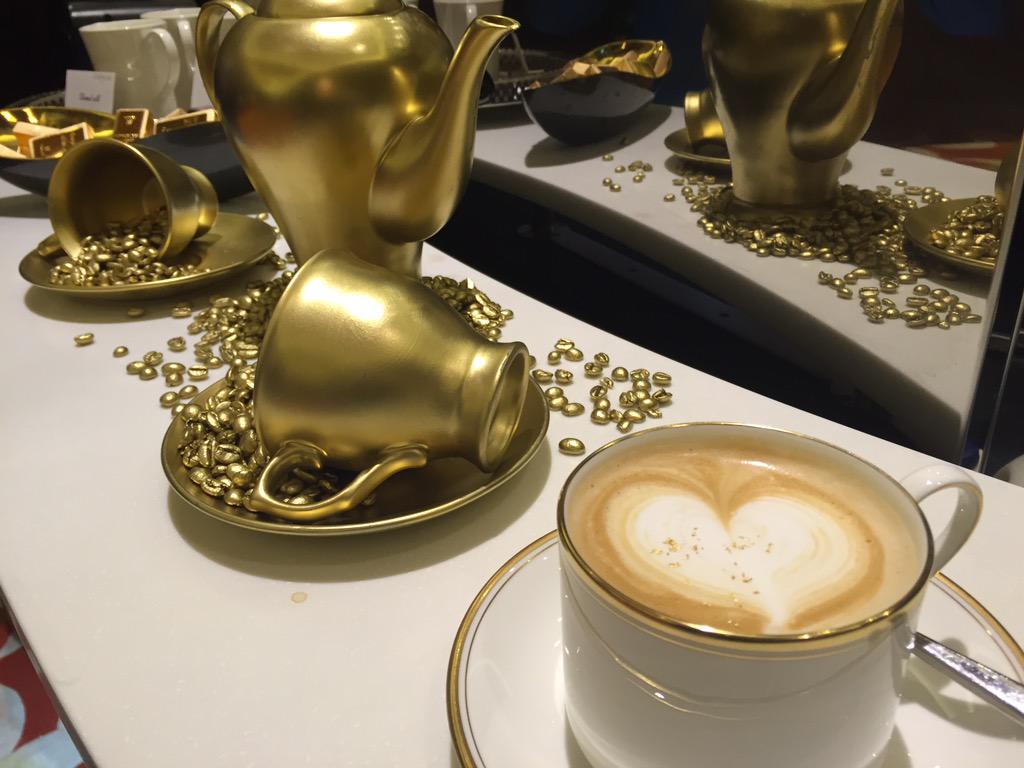 LindMwaffak's tweet photo. Enjoying my Gold leaf cappuccino #LUXCON15 @ConradDubai ❤️❤️ http://t.co/5ajpIc2J9j
